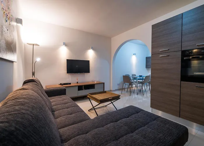 Sh6a - 2 Bedroom In Qawra * St. Paul's Bay